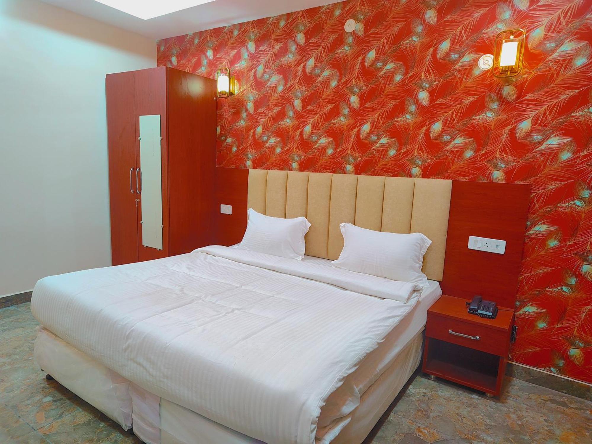 Awadh Samrat Resort Ayodhya Dış mekan fotoğraf