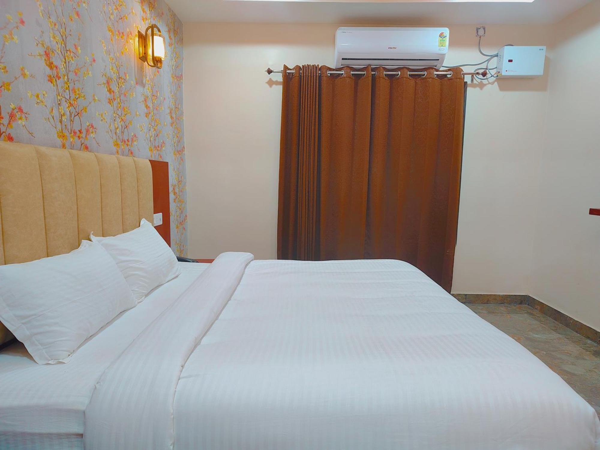 Awadh Samrat Resort Ayodhya Dış mekan fotoğraf