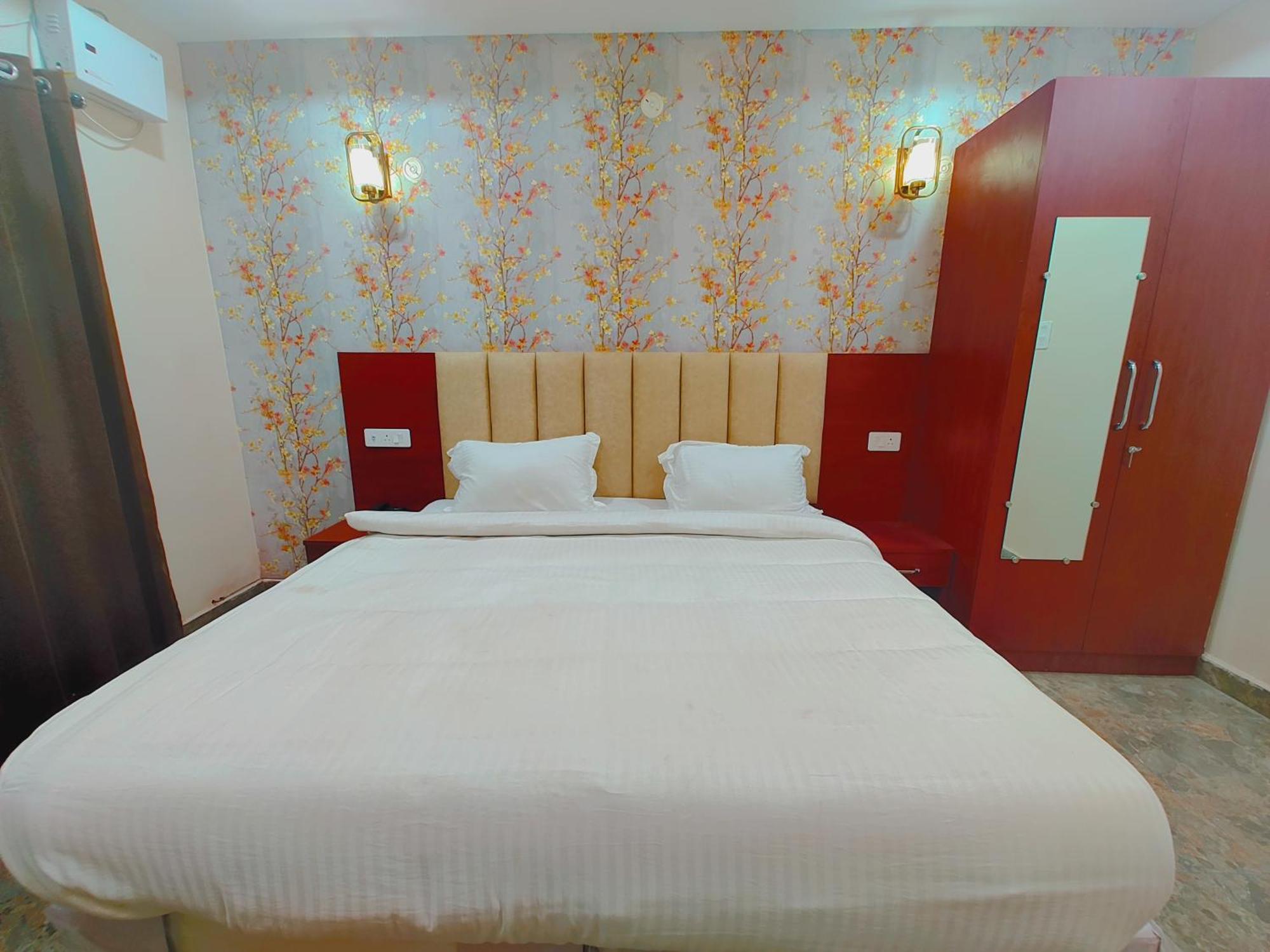 Awadh Samrat Resort Ayodhya Dış mekan fotoğraf