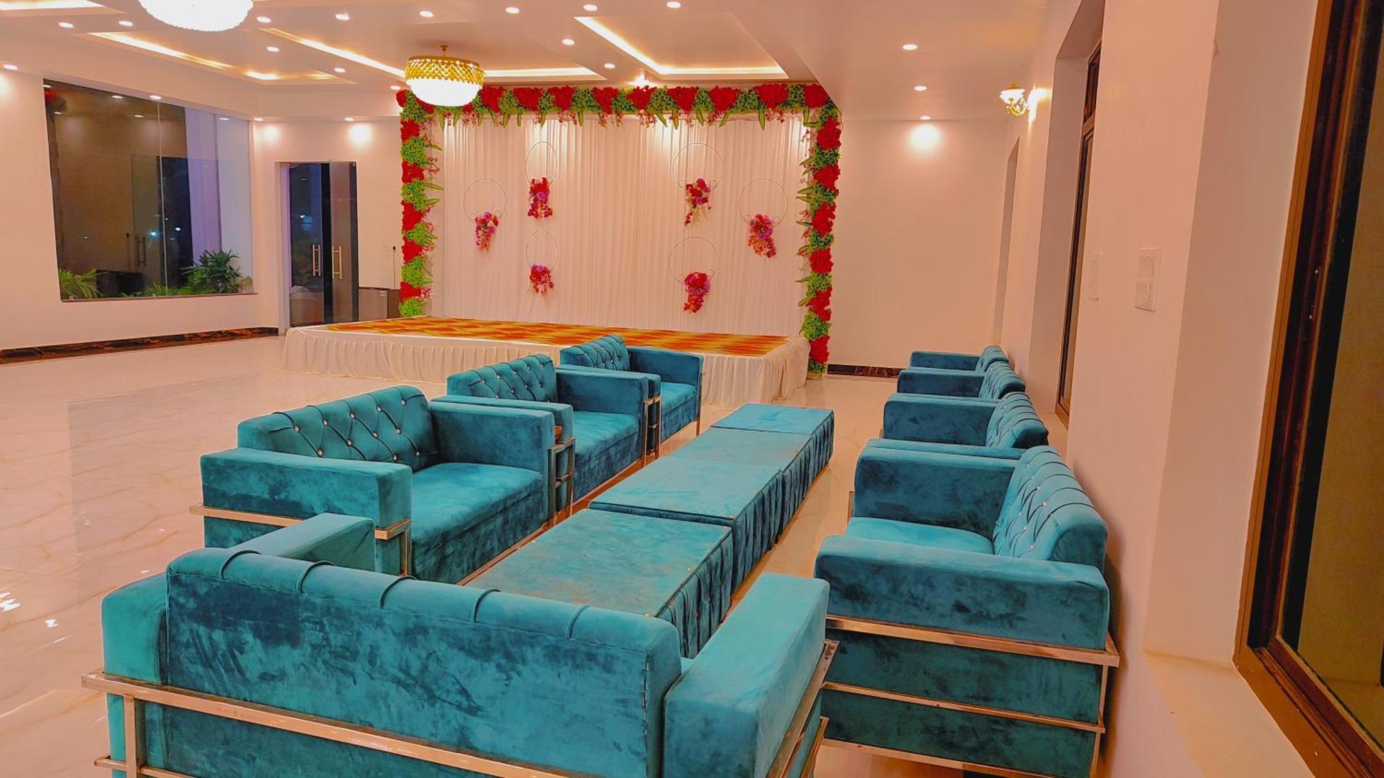 Awadh Samrat Resort Ayodhya Dış mekan fotoğraf