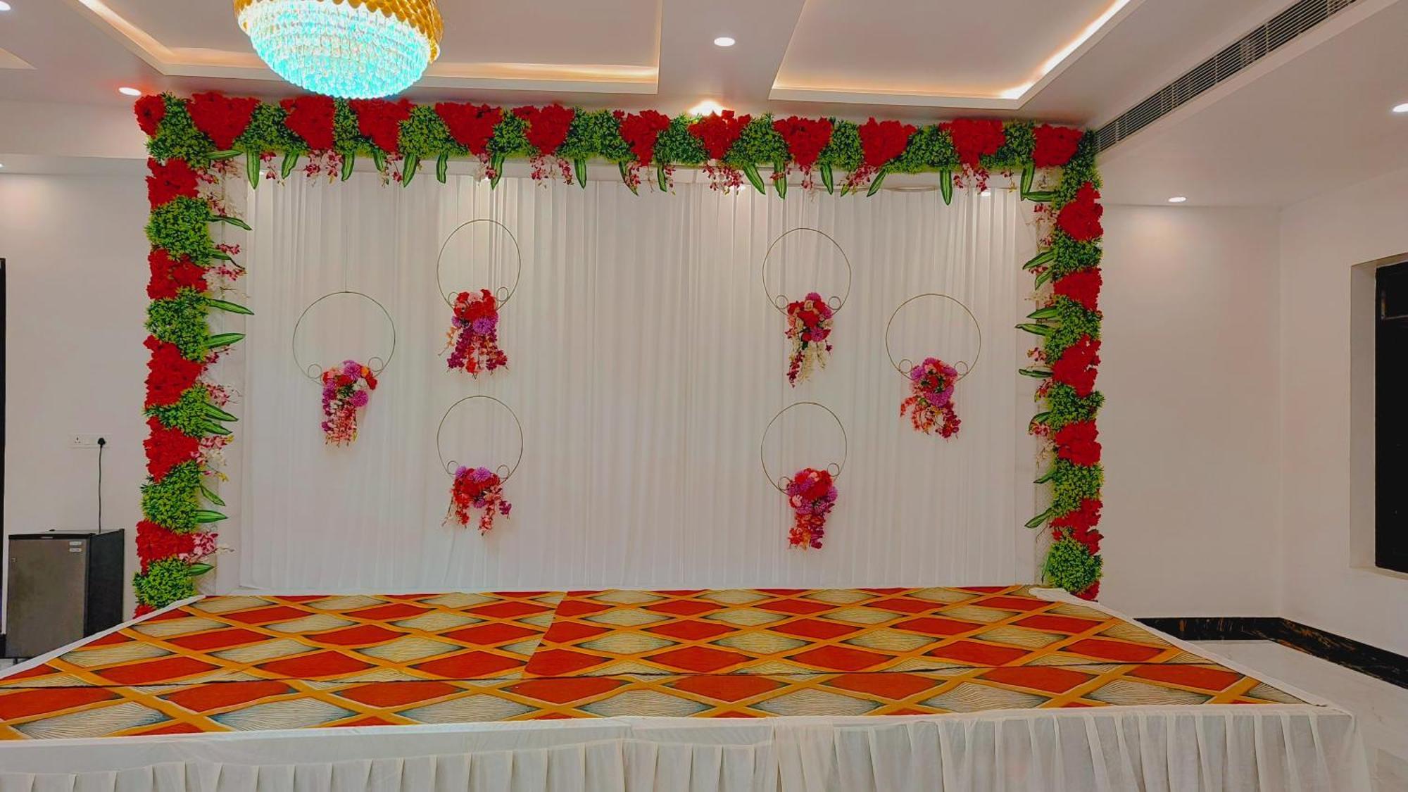 Awadh Samrat Resort Ayodhya Dış mekan fotoğraf