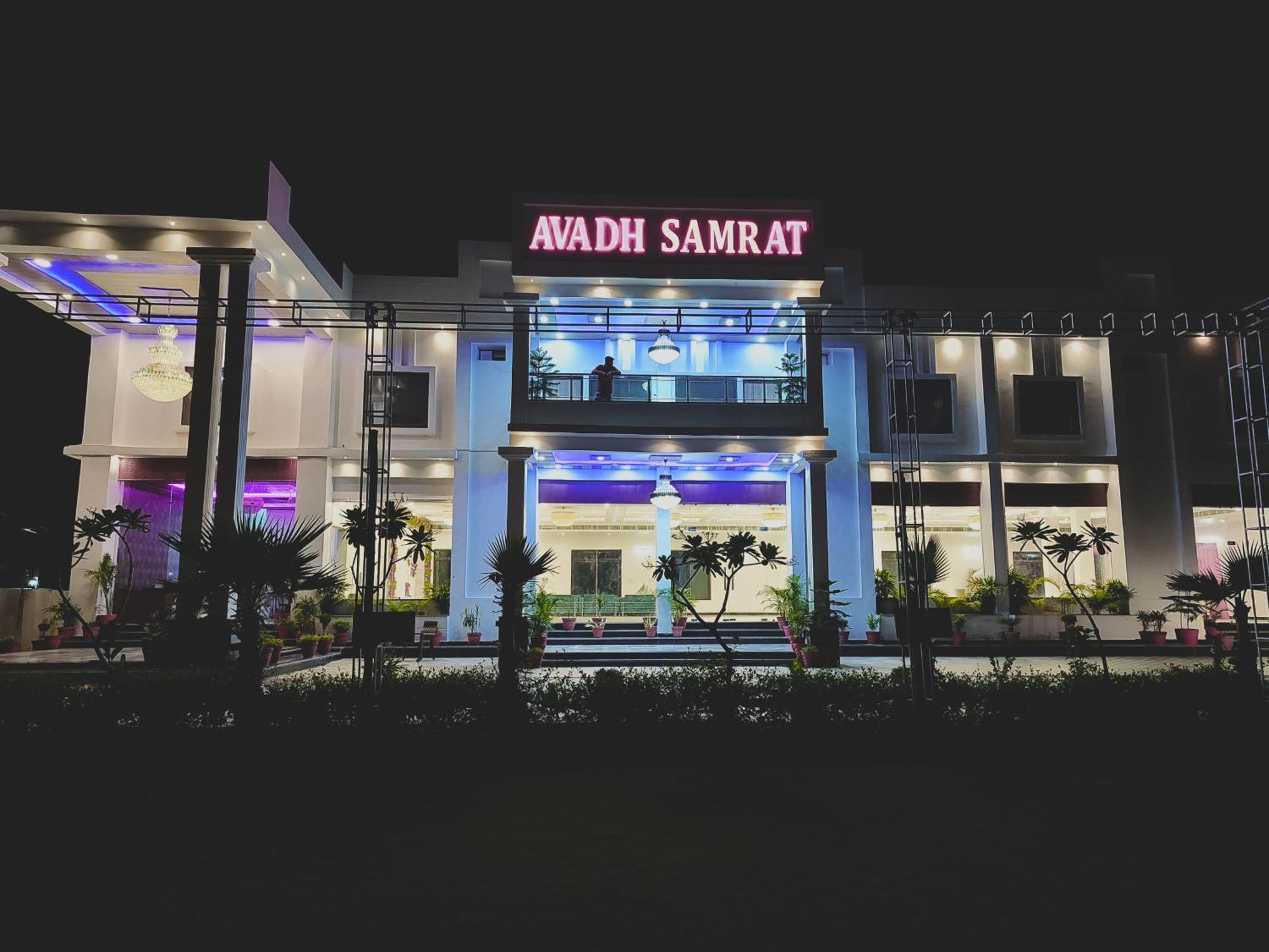 Awadh Samrat Resort Ayodhya Dış mekan fotoğraf