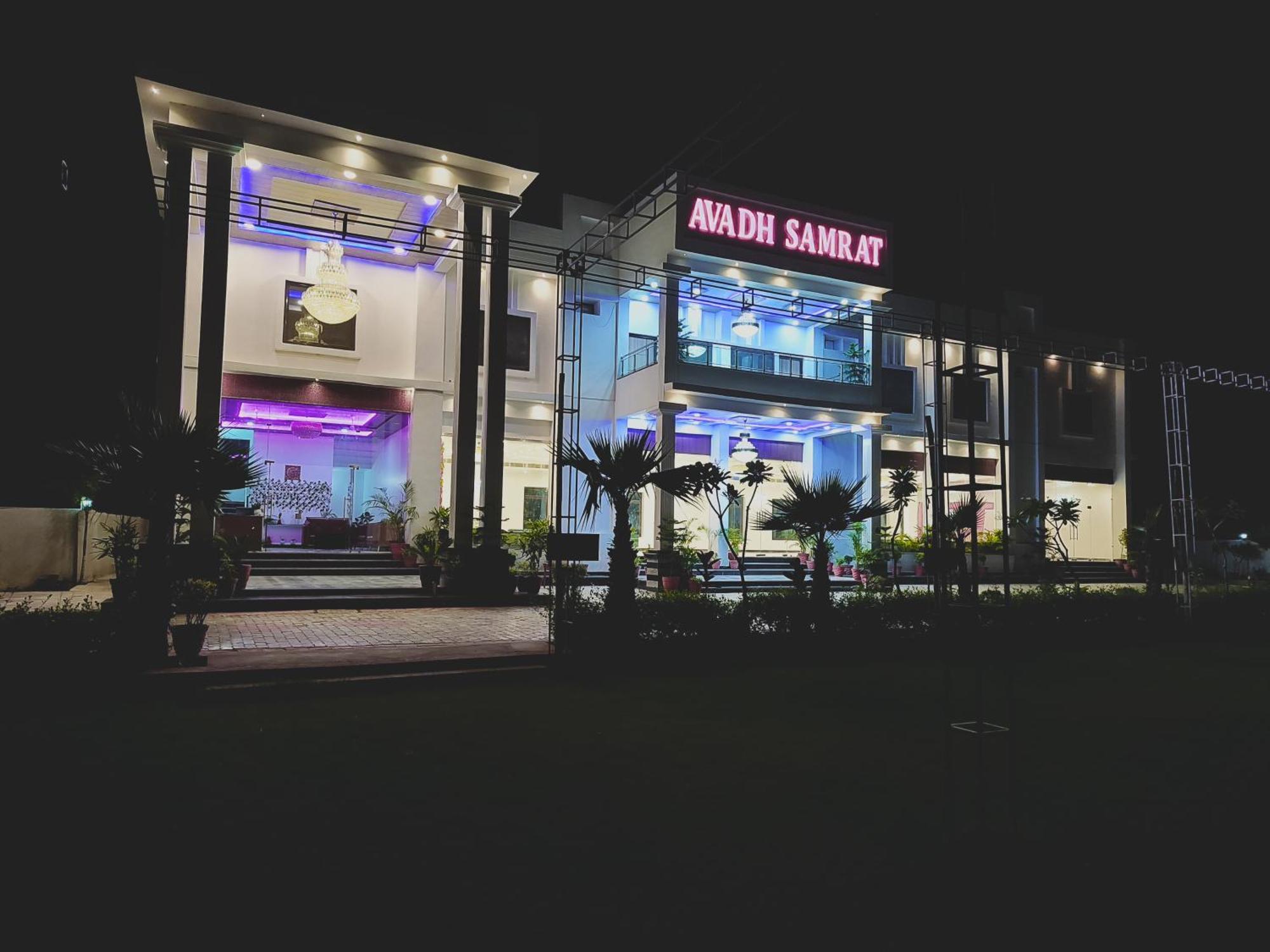 Awadh Samrat Resort Ayodhya Dış mekan fotoğraf