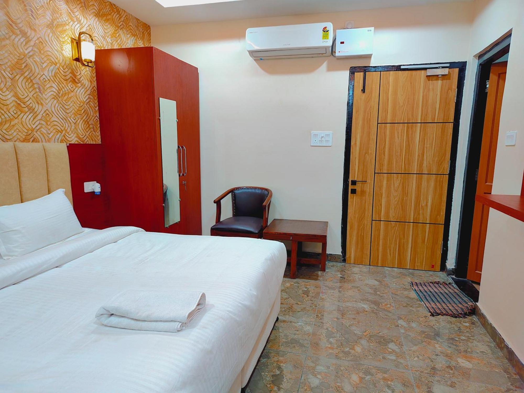 Awadh Samrat Resort Ayodhya Dış mekan fotoğraf