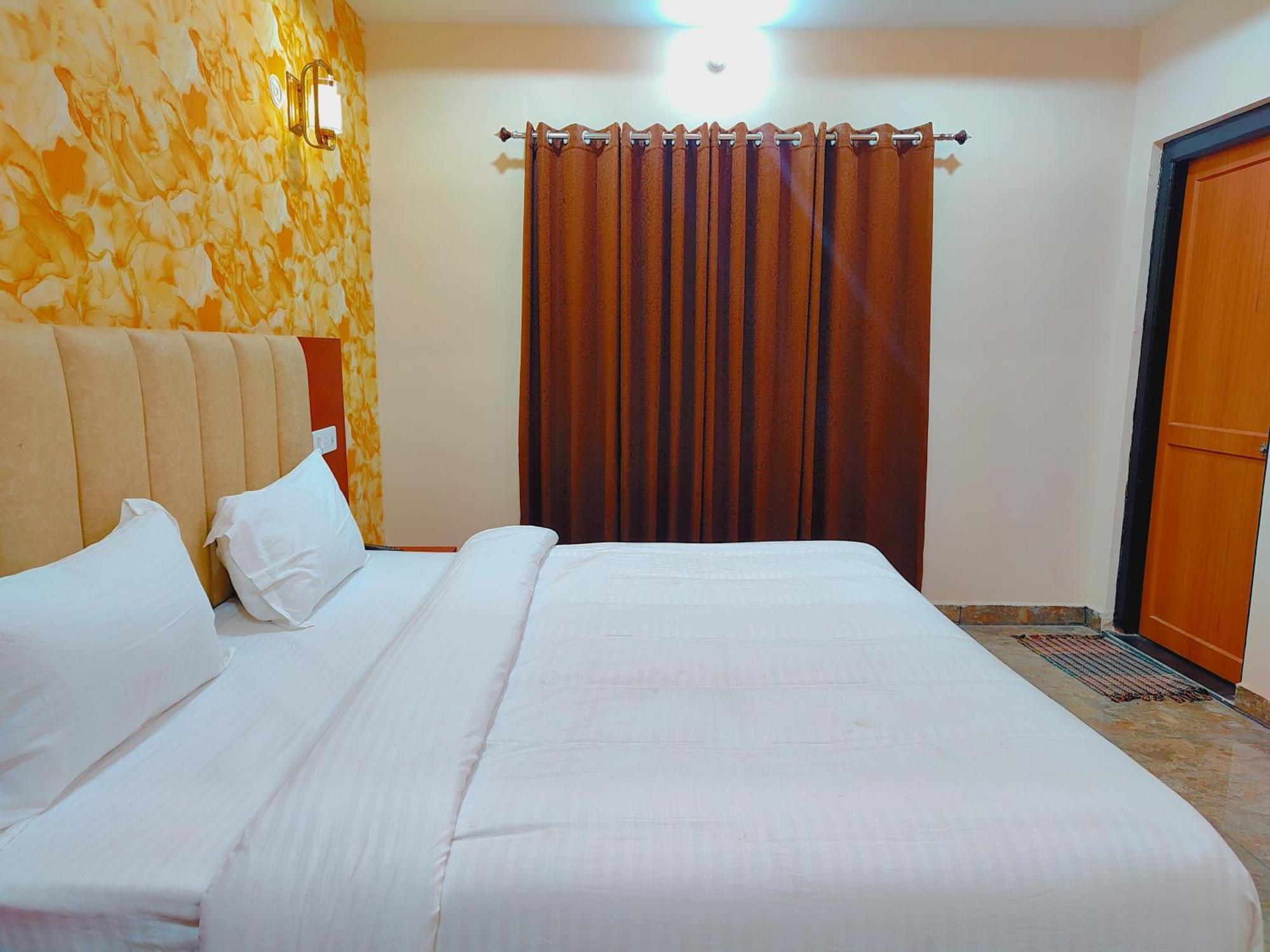 Awadh Samrat Resort Ayodhya Dış mekan fotoğraf